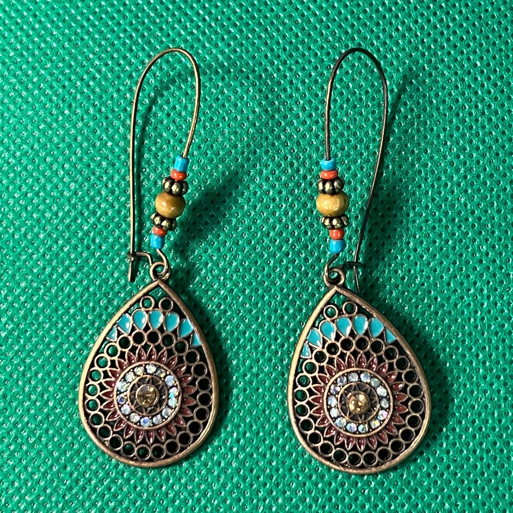 BoHo Beaded and Crystal Teardrop Copper Tone Dangle Pierced Earrings 0233